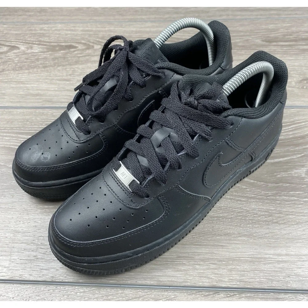 Nike Air Force 1 Low Triple Black Womens 8 6.5Y Sneakers 314192-009 AF1‎